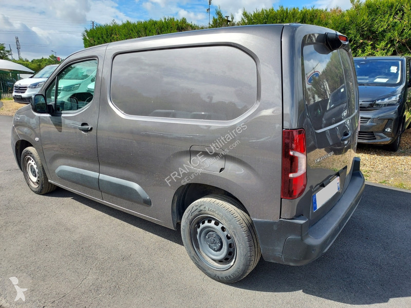 Furgoneta Peugeot PARTNER 3 PLACES M 650KG...