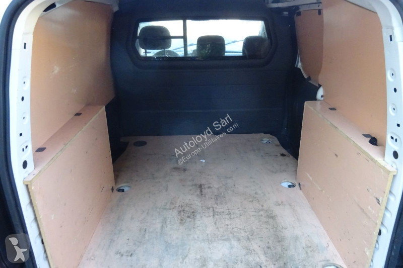 Véhicule utilitaire Peugeot PARTNER 1,6 HDI 99