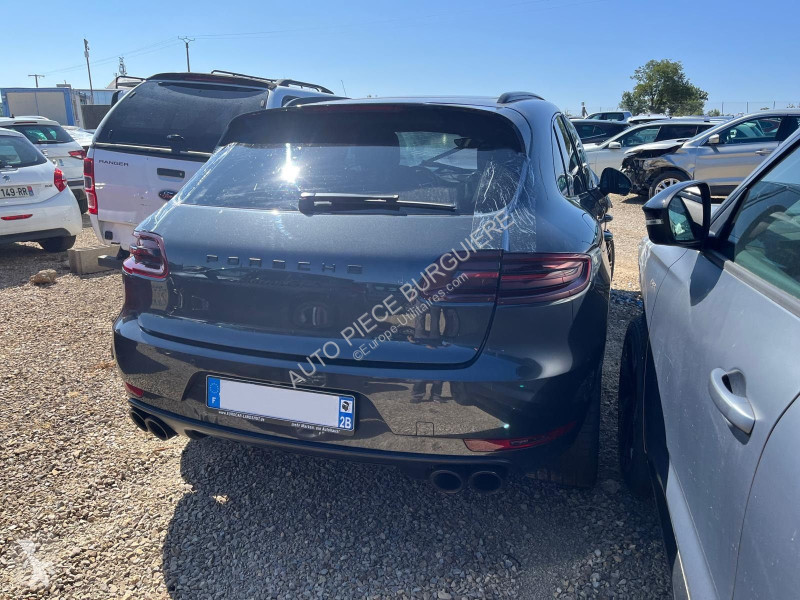Véhicule utilitaire Porsche 3.0i V6 360 GTS /...