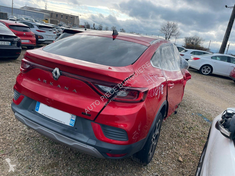 عربة نفعية Renault 1.6 E-Tech 145 Hybride...