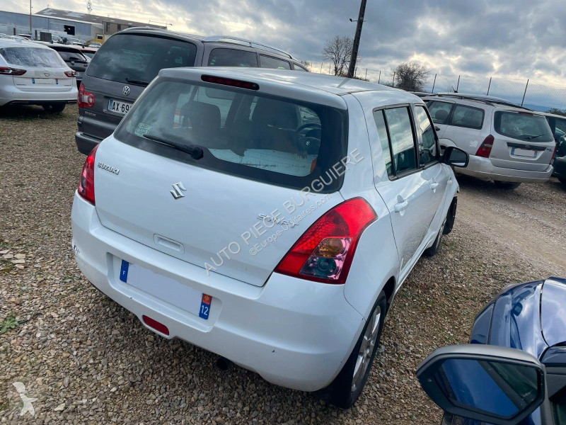 Samochód dostawczy Suzuki 1.3 DDiS 75 / AW506