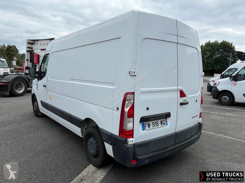 Samochód dostawczy Renault