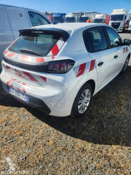 Véhicule utilitaire Peugeot 208