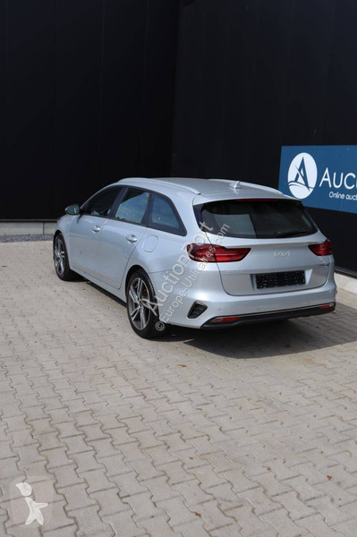 Samochód dostawczy KIA  Ceed