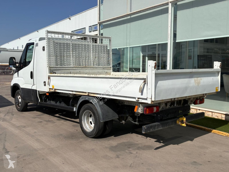 Furgoneta Iveco  35C14 AUTO. CAJA BASCULANTE