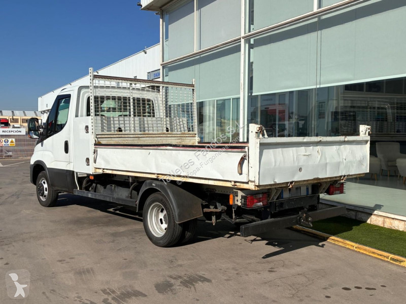 Furgoneta Iveco  35C16 3.0 CAJA BASCULANTE