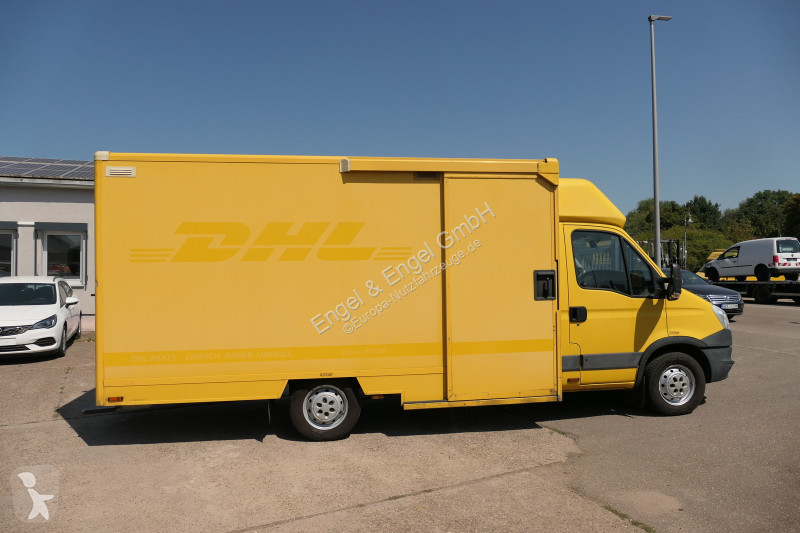 Véhicule utilitaire Iveco Daily 35 S11 C30C...