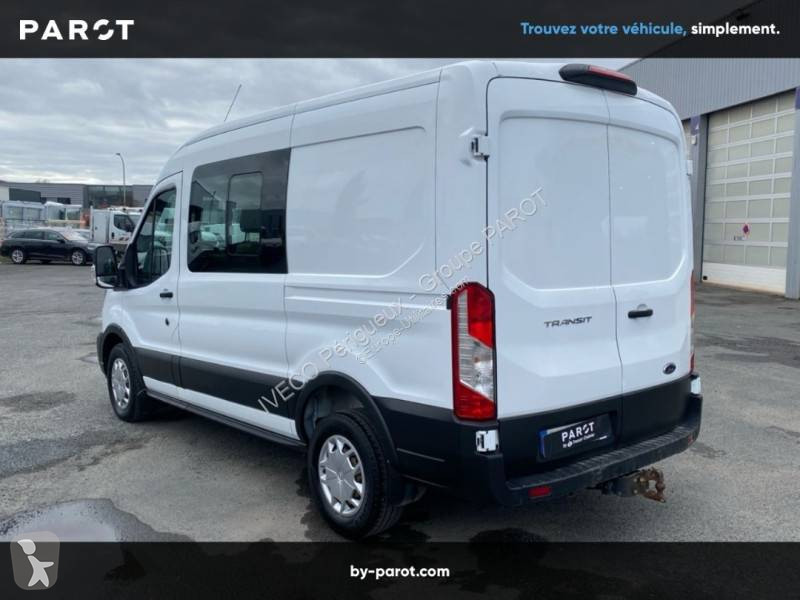 Véhicule utilitaire Ford