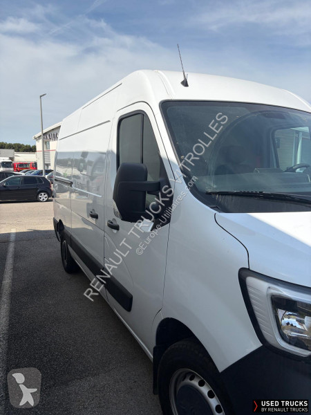 Samochód dostawczy Renault