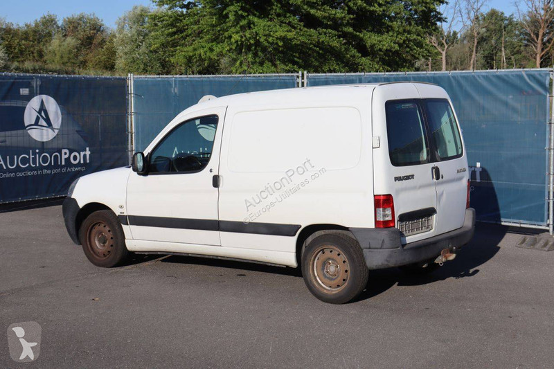 Véhicule utilitaire Peugeot