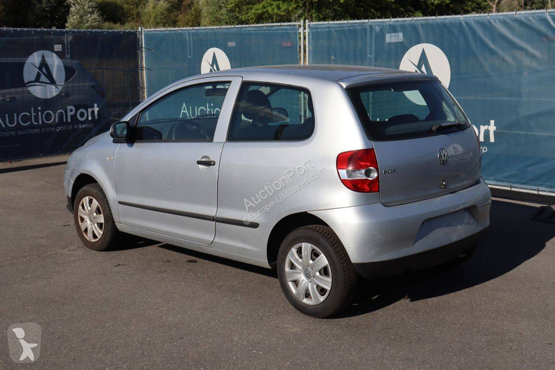 عربة نفعية Volkswagen Fox