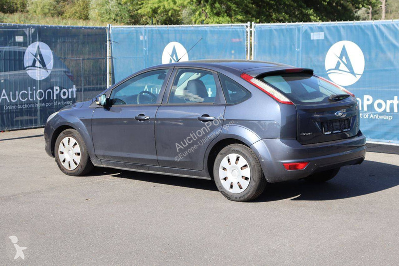 Véhicule utilitaire Ford