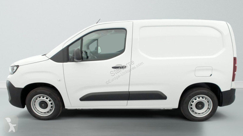 Véhicule utilitaire Peugeot Fourgon