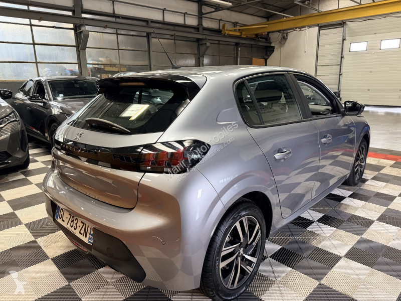 Samochód dostawczy Peugeot 208