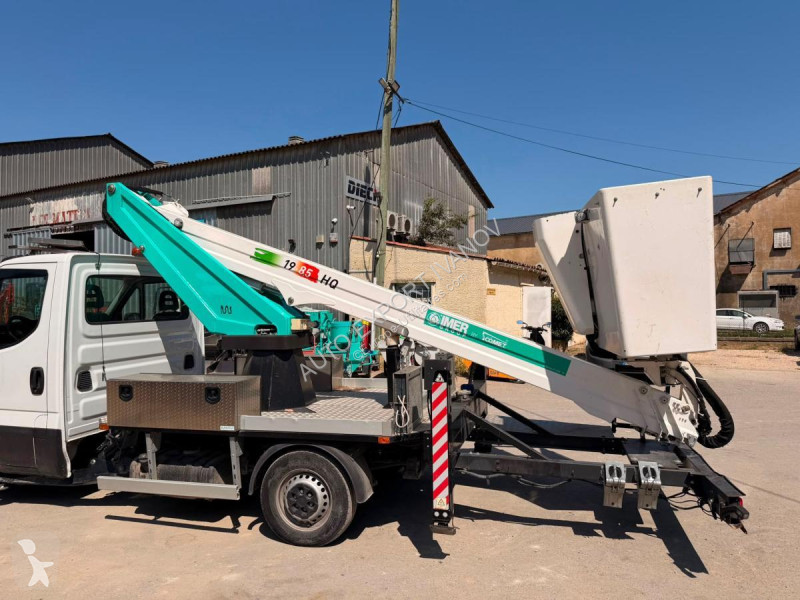 Samochód dostawczy Iveco  35S140