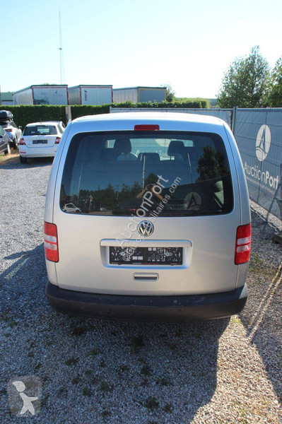 Furgoneta Volkswagen Kombi Maxi