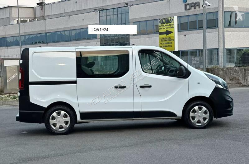 Véhicule utilitaire Opel 6 posti autocarro