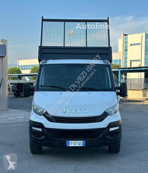 عربة نفعية Iveco