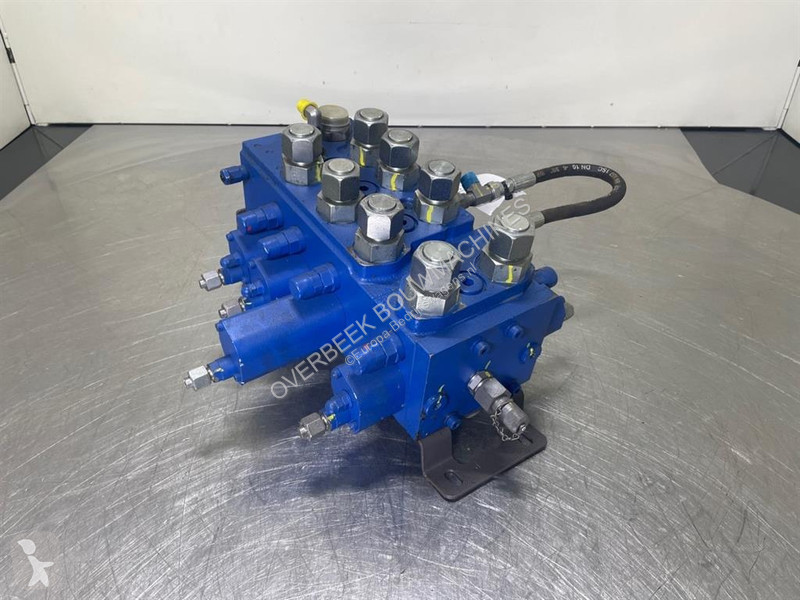 Samochód dostawczy Volvo L45-VOE15229700 -...