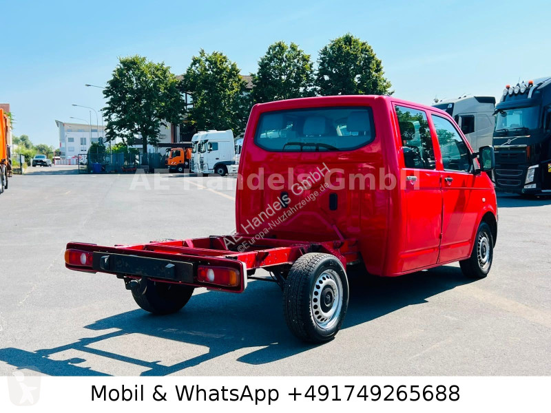 Furgoneta Volkswagen Fahrgestell DoKa...