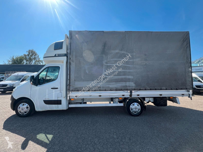 عربة نفعية Renault XXL Maxi...