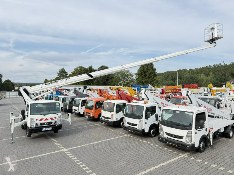 Véhicule utilitaire Nissan