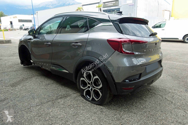 Véhicule utilitaire Mitsubishi 1,6 HYBRID 143 BVA