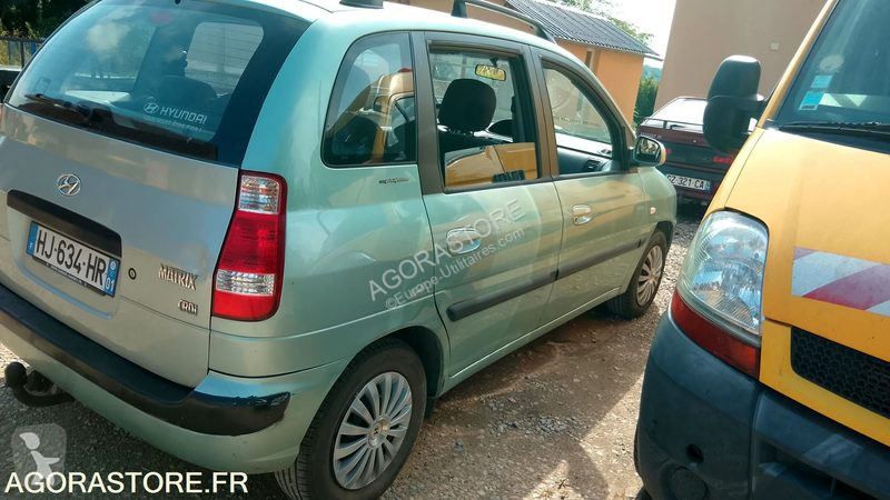Hyundai MATRIX van