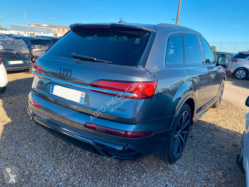 Véhicule utilitaire Audi Q7 3.0 V6 TFSi E 381...