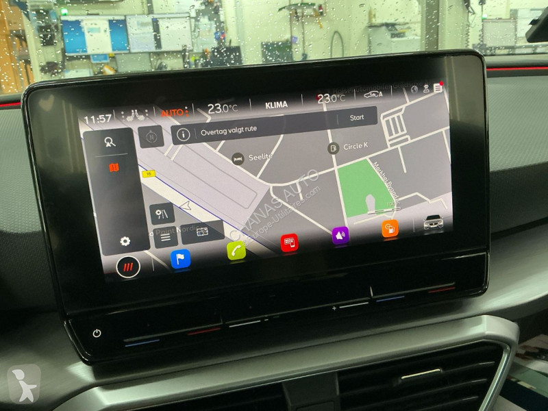 Véhicule utilitaire Seat Sportstourer 1.5 eTSI...