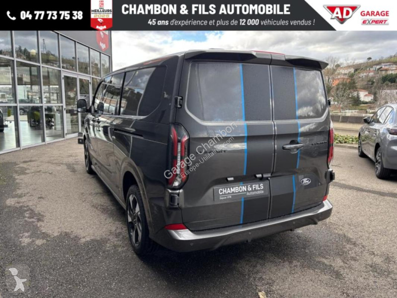 عربة نفعية Ford CABINE APPROFONDIE 320 L2H1 2.0...