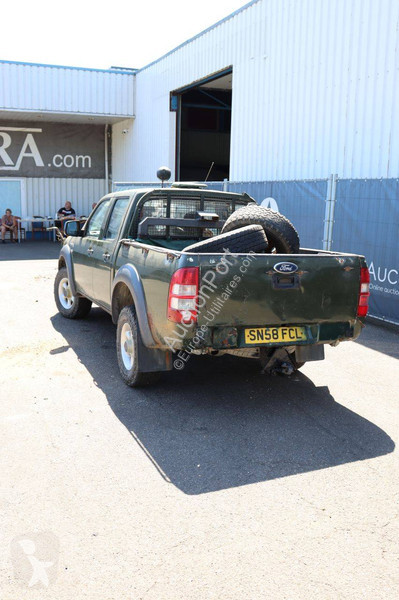 Véhicule utilitaire Ford