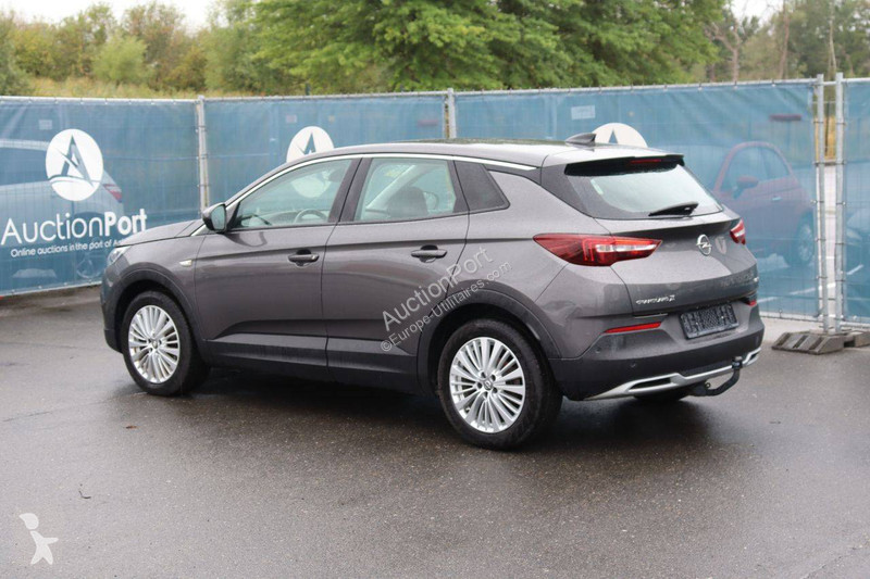 Véhicule utilitaire Opel