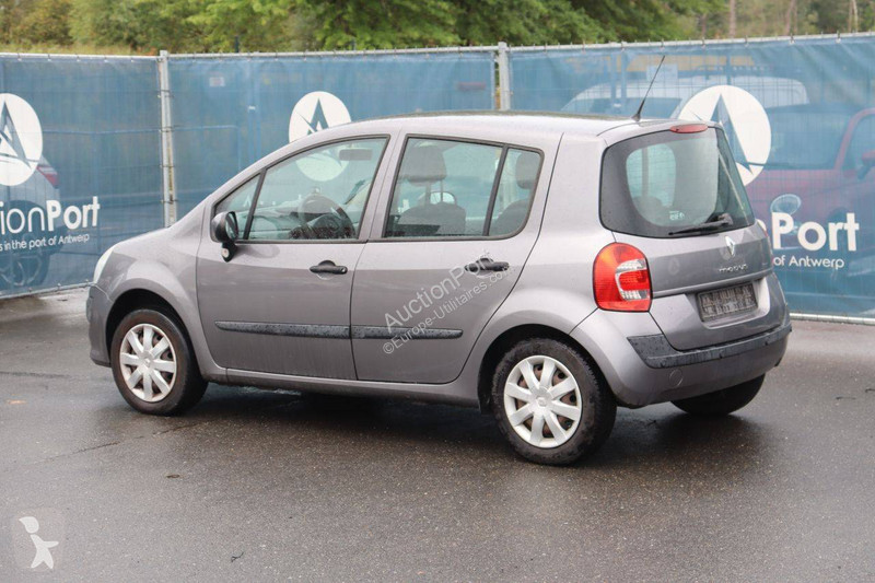 Furgoneta Renault