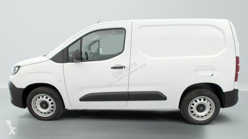 Véhicule utilitaire Peugeot Fourgon