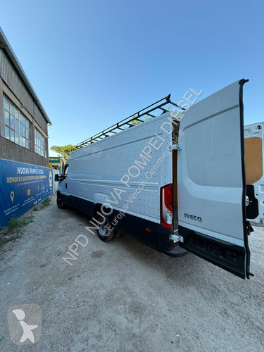 Véhicule utilitaire Iveco Iveco 35c18