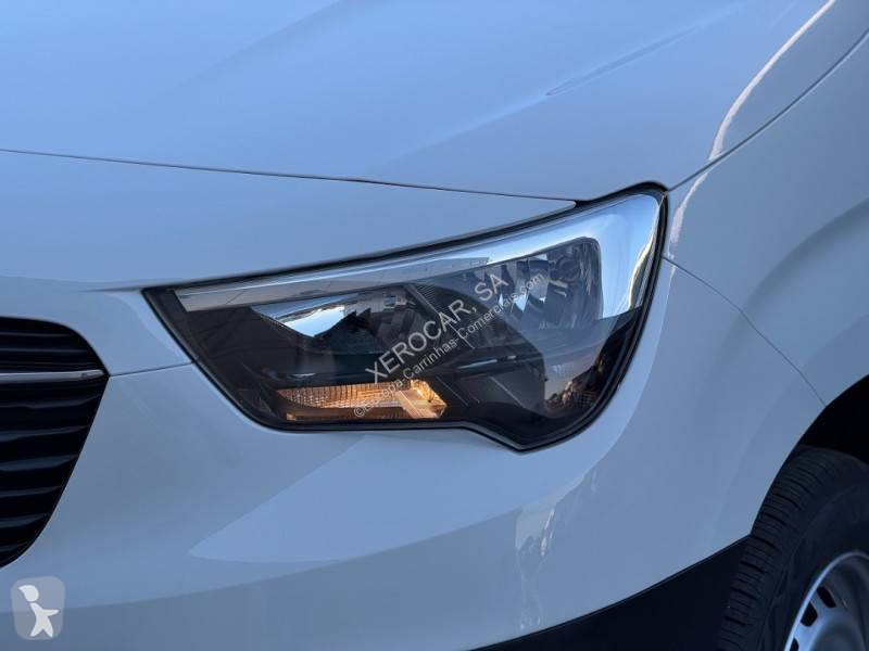 Véhicule utilitaire Opel 1.5 CDTi 100HP 3L