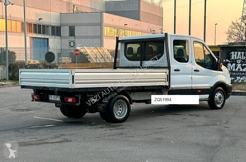 Véhicule utilitaire Ford TRANSIT