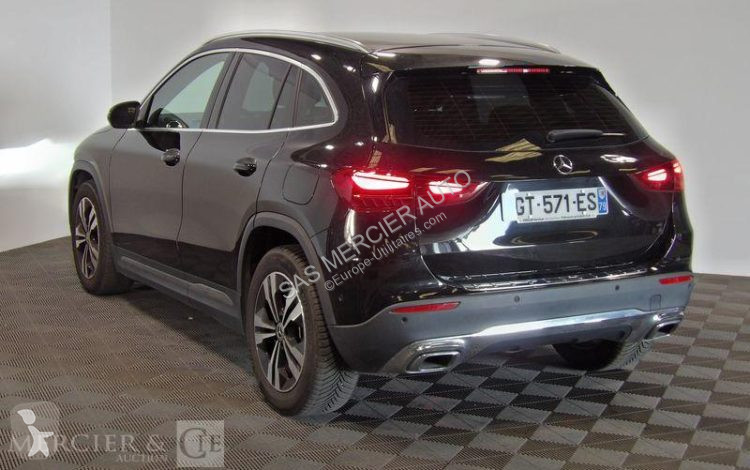 Véhicule utilitaire Mercedes n/c