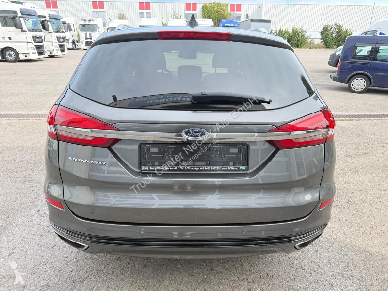 Véhicule utilitaire Ford Turnier Titanium 2.0...
