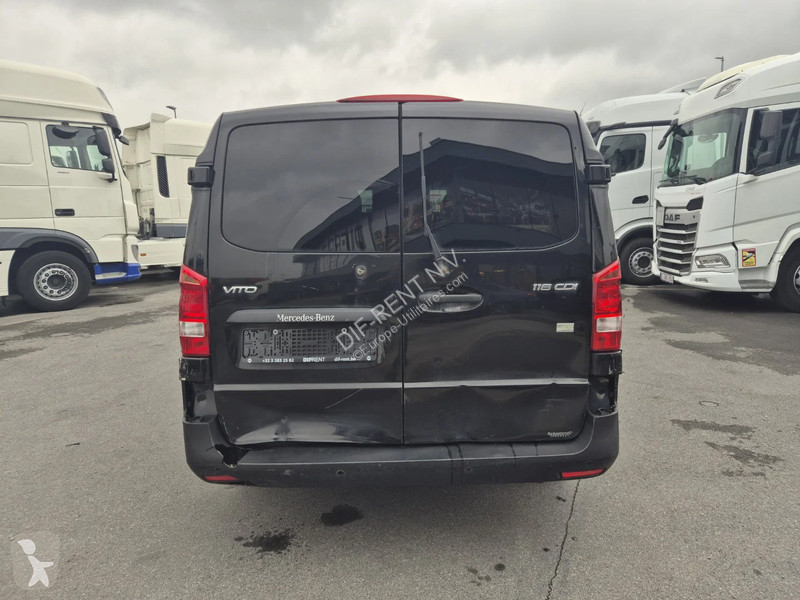 Véhicule utilitaire Mercedes Vito