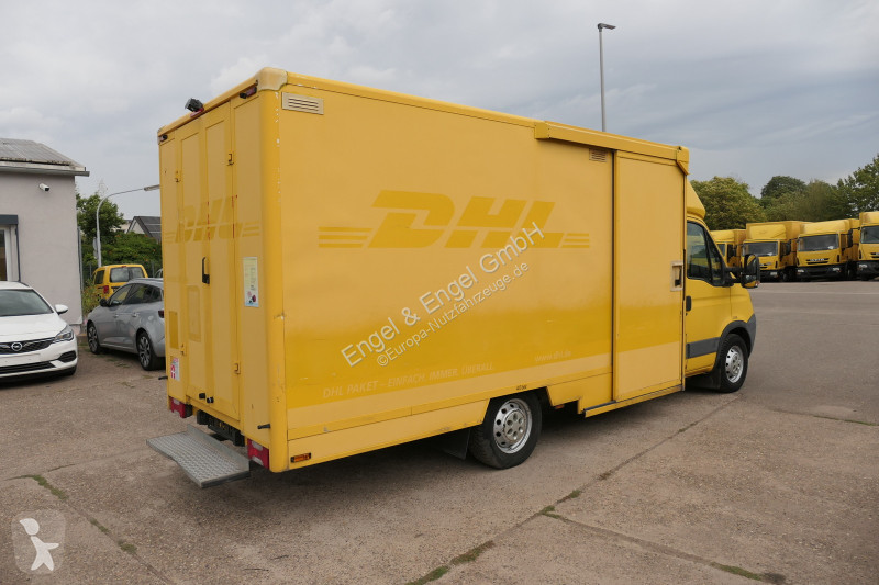 Véhicule utilitaire Iveco Daily 35 S11 C30C...