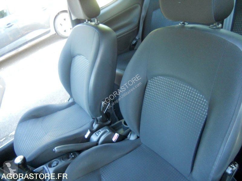 Furgoneta Peugeot 1.4L HDI