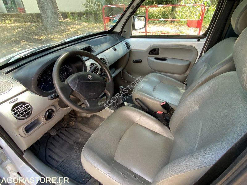 Véhicule utilitaire Renault KANGOO