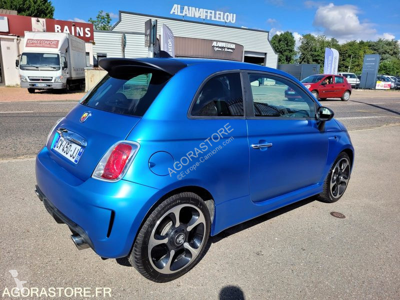 Véhicule utilitaire Fiat 500