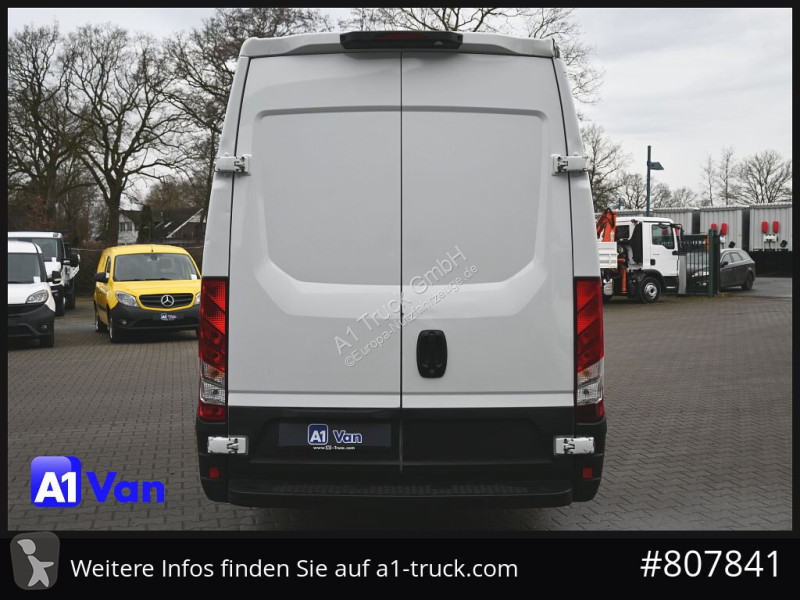 Véhicule utilitaire Iveco Daily 35S14 V Maxi...