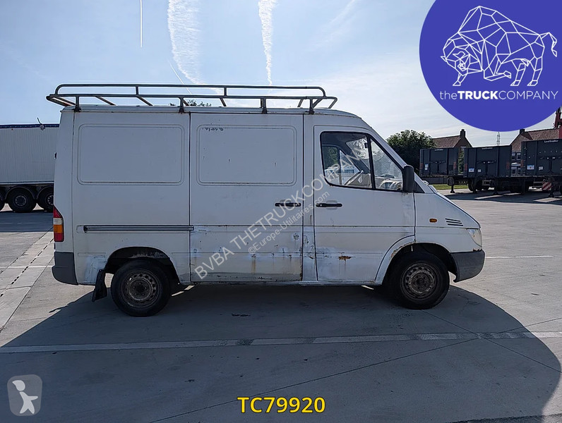 Véhicule utilitaire Mercedes  -