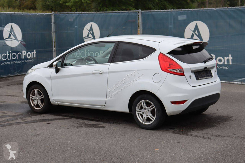 Furgoneta Ford