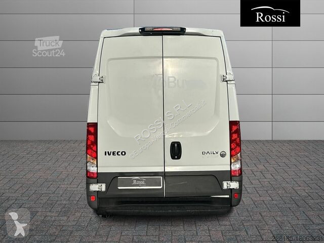 Véhicule utilitaire Iveco V - daily 35 S14 A8 V...