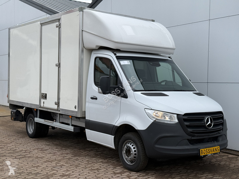 Véhicule utilitaire Mercedes 515 1.9 CDI 150PK...